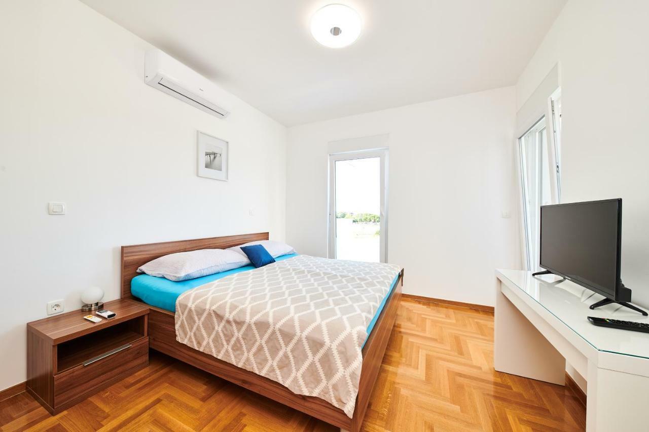 Ferienwohnung Sommer Novigrad  Bagian luar foto